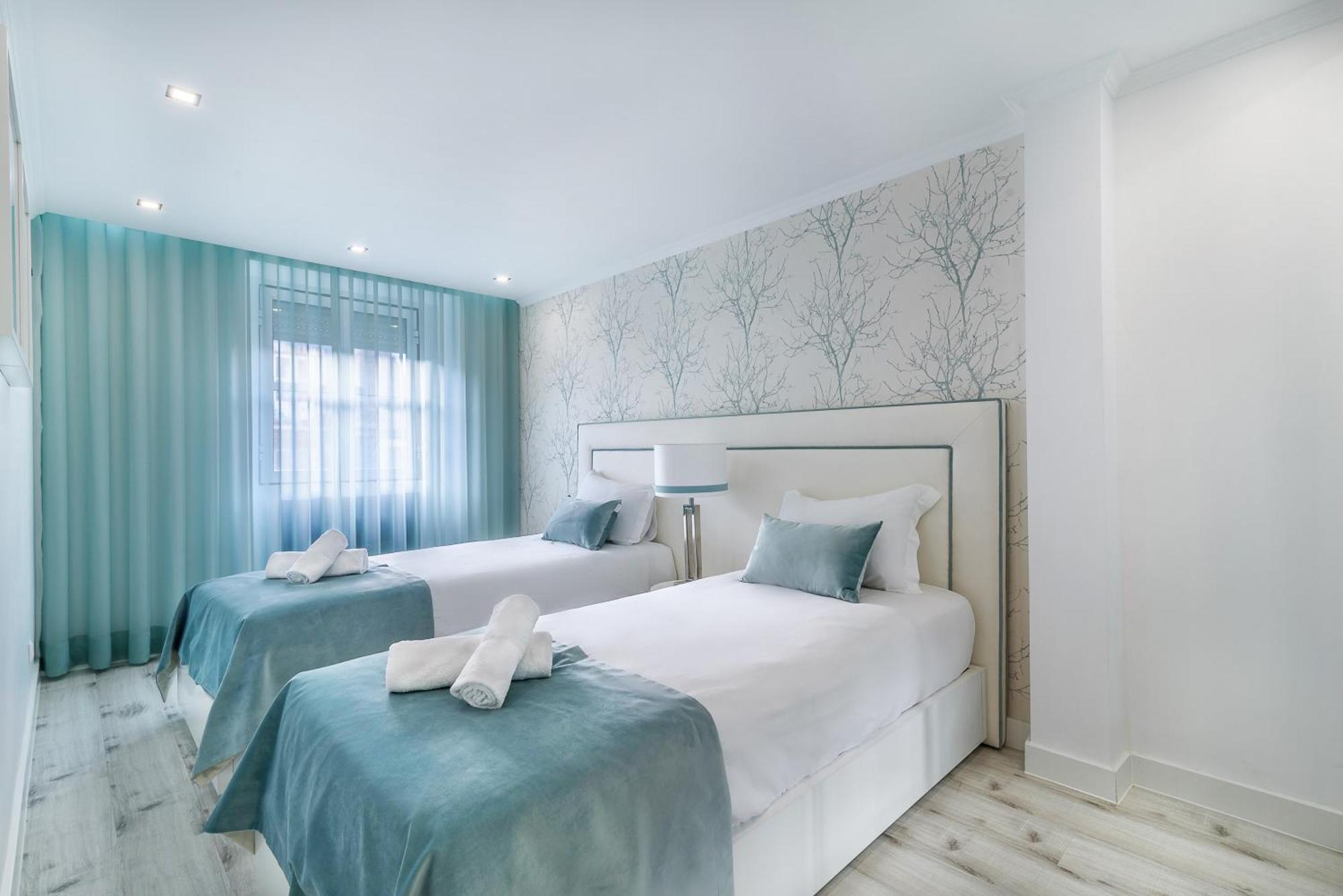 Whome City Chic Escape: Your Stylish Haven In Downtown Lisboa Exteriör bild